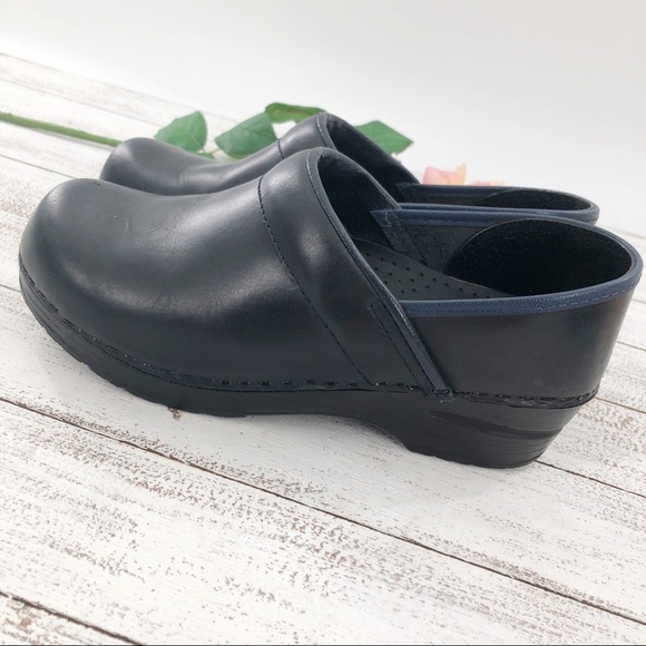 dansko navy